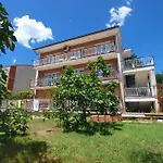 Ferienwohnung Fuer 8 Personen Ca 100 Qm In Pula, Istrien Istrische Riviera